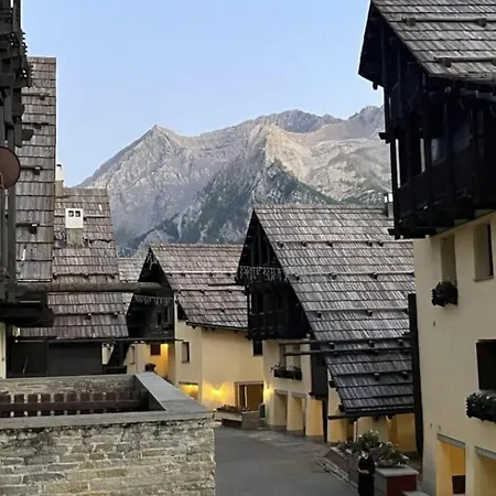 La Casa Di Maya A Due Passi Da Sestriere شقة